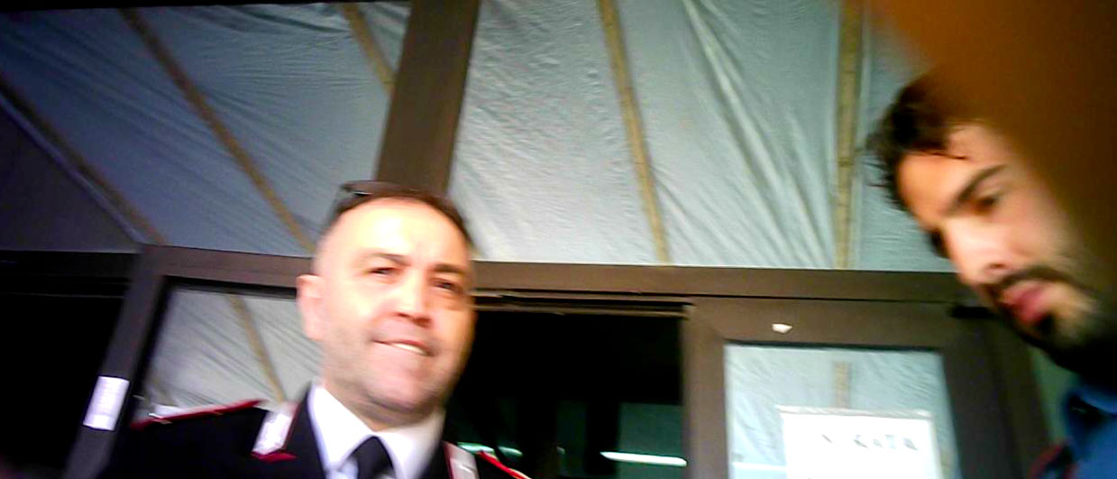 Maresciallo e Carabiniere Francesco: “Se non rifate il controllo, avete qualcosa da nascondere.”
Così tentano di trasformare la vittima in colpevole, per coprire l’arbitrio dei Carabinieri.